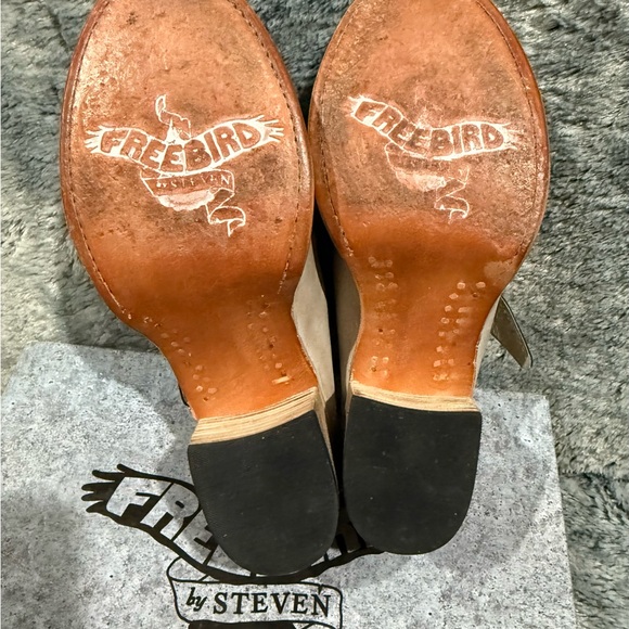 Freebird Caprice ice multi Mules - Picture 2 of 3